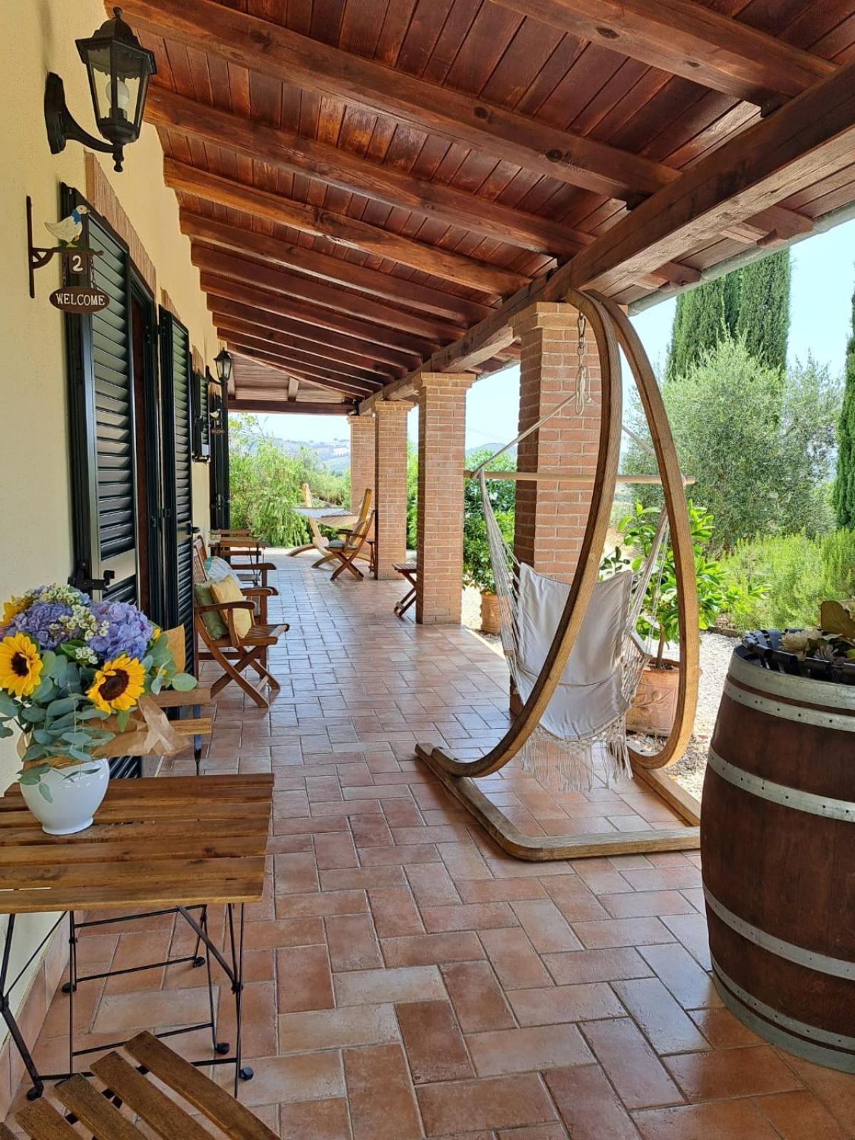 Bed and Breakfast Casale Terre Rosse Saturnia Exterior foto